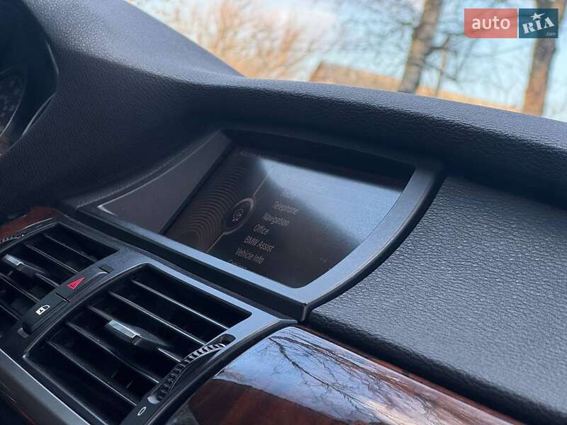 Позашляховик / Кросовер BMW X5 2011 в Охтирці