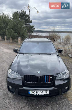 Внедорожник / Кроссовер BMW X5 2011 в 