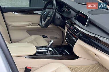 Позашляховик / Кросовер BMW X5 2014 в 