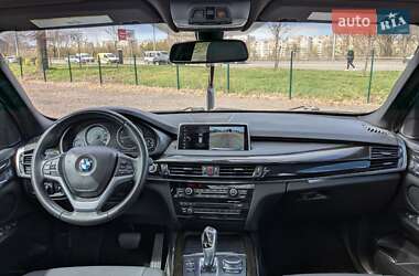 Внедорожник / Кроссовер BMW X5 2017 в 