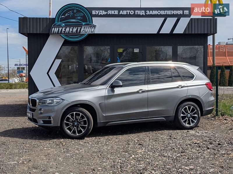 Внедорожник / Кроссовер BMW X5 2017 в 