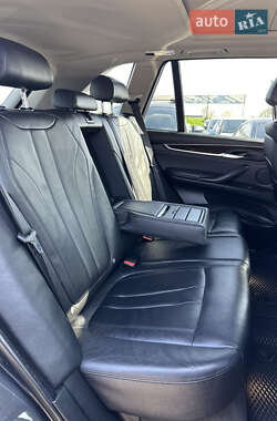 Внедорожник / Кроссовер BMW X5 2016 в 
