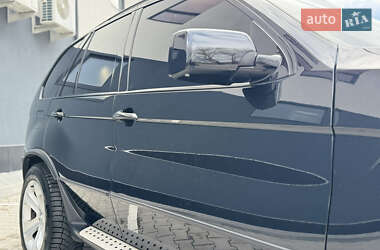 Позашляховик / Кросовер BMW X5 2006 в 