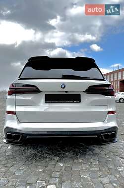 Внедорожник / Кроссовер BMW X5 2019 в 