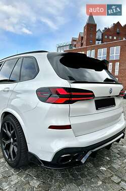 Внедорожник / Кроссовер BMW X5 2019 в 