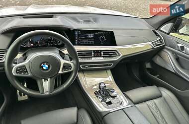 Внедорожник / Кроссовер BMW X5 2019 в 