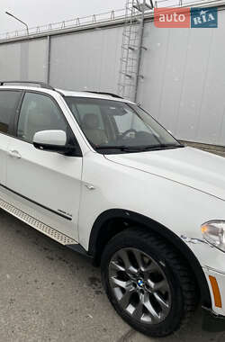 Внедорожник / Кроссовер BMW X5 2011 в 