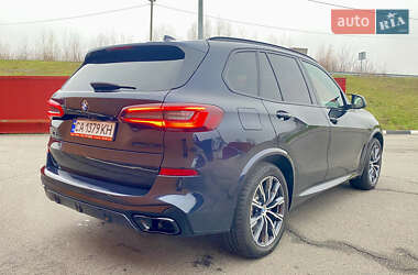 Позашляховик / Кросовер BMW X5 2021 в 