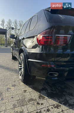 Внедорожник / Кроссовер BMW X5 2011 в 