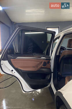 Внедорожник / Кроссовер BMW X5 2012 в 