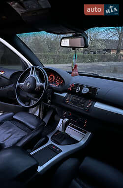 Внедорожник / Кроссовер BMW X5 2003 в 