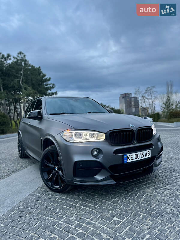 Внедорожник / Кроссовер BMW X5 2016 в Днепре