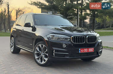 Позашляховик / Кросовер BMW X5 2014 в 