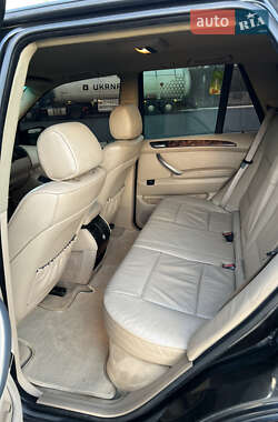 Внедорожник / Кроссовер BMW X5 2005 в 
