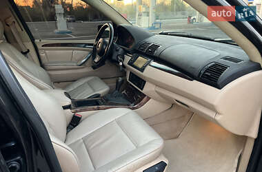 Внедорожник / Кроссовер BMW X5 2005 в 