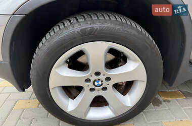 Внедорожник / Кроссовер BMW X5 2004 в 
