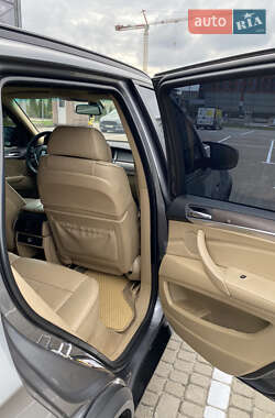 Внедорожник / Кроссовер BMW X5 2007 в 