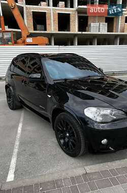 Позашляховик / Кросовер BMW X5 2010 в 