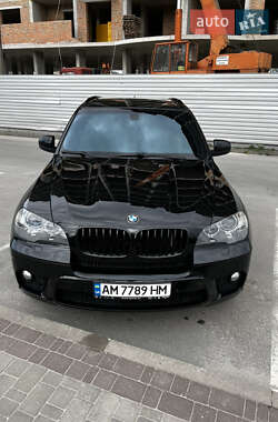 Позашляховик / Кросовер BMW X5 2010 в 