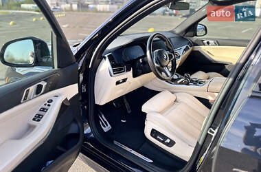 Внедорожник / Кроссовер BMW X5 2022 в 