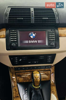 Внедорожник / Кроссовер BMW X5 2006 в 