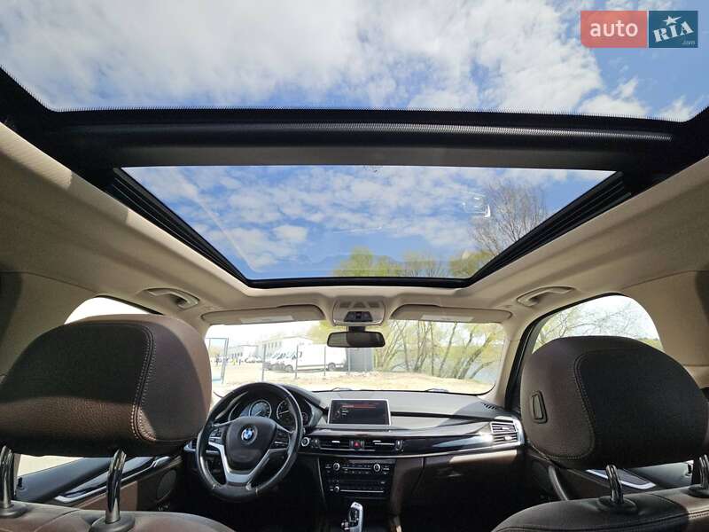Позашляховик / Кросовер BMW X5 2015 в Києві