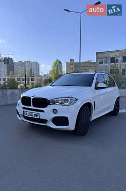 Позашляховик / Кросовер BMW X5 2014 в 