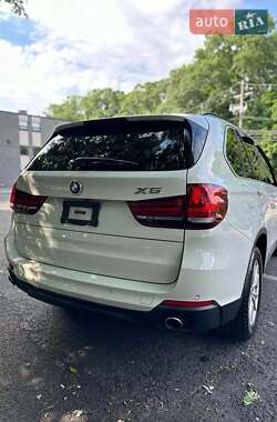 Позашляховик / Кросовер BMW X5 2015 в 