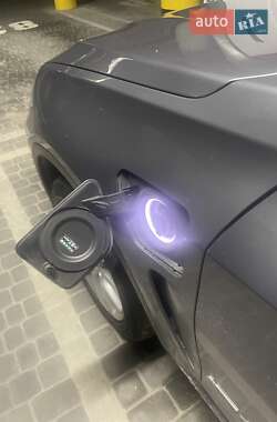 Позашляховик / Кросовер BMW X5 2016 в 