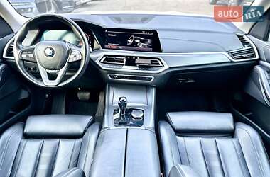 Внедорожник / Кроссовер BMW X5 2019 в 