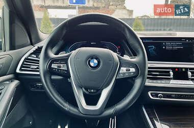 Внедорожник / Кроссовер BMW X5 2022 в 
