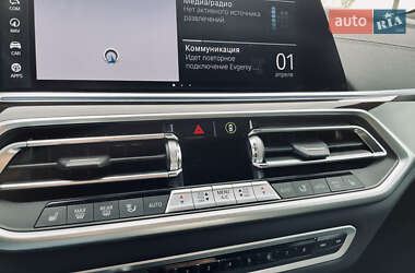 Внедорожник / Кроссовер BMW X5 2022 в 