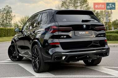 Позашляховик / Кросовер BMW X5 2024 в 