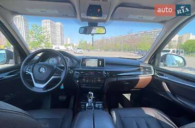 Внедорожник / Кроссовер BMW X5 2015 в 