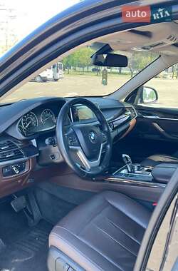 Внедорожник / Кроссовер BMW X5 2015 в 