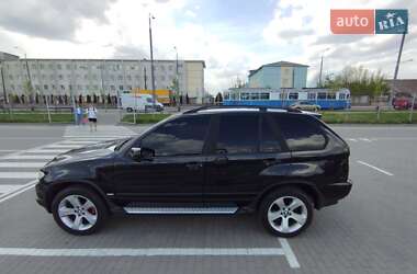 Позашляховик / Кросовер BMW X5 2002 в 