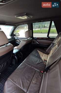 Позашляховик / Кросовер BMW X5 2002 в 