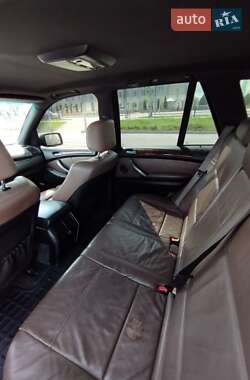 Позашляховик / Кросовер BMW X5 2002 в 