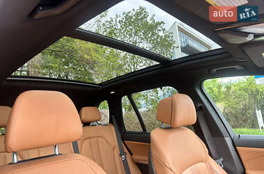 Внедорожник / Кроссовер BMW X5 2021 в 