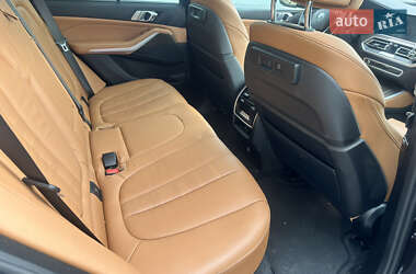 Внедорожник / Кроссовер BMW X5 2021 в 