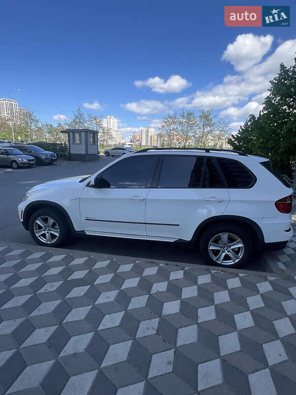 Внедорожник / Кроссовер BMW X5 2012 в Киеве