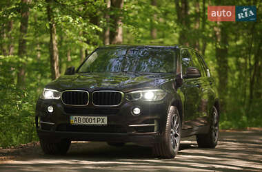 Позашляховик / Кросовер BMW X5 2015 в 