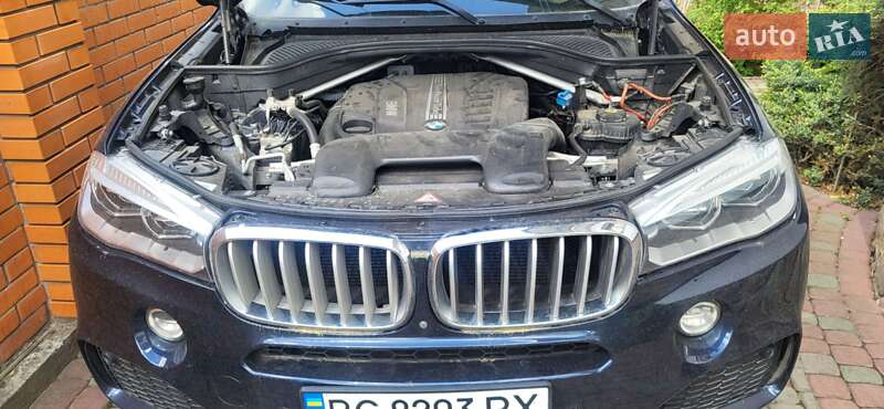 Позашляховик / Кросовер BMW X5 2016 в Львові