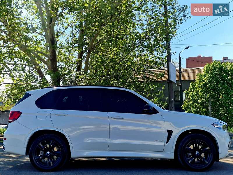 Позашляховик / Кросовер BMW X5 2015 в Миколаєві