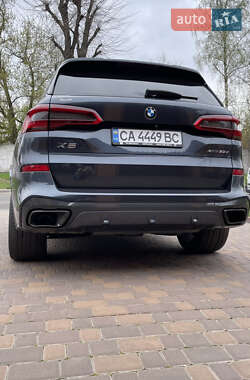 Внедорожник / Кроссовер BMW X5 2019 в 
