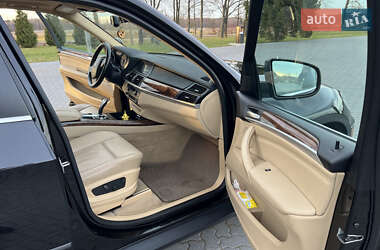 Внедорожник / Кроссовер BMW X5 2012 в 