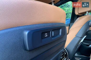 Позашляховик / Кросовер BMW X5 2022 в 