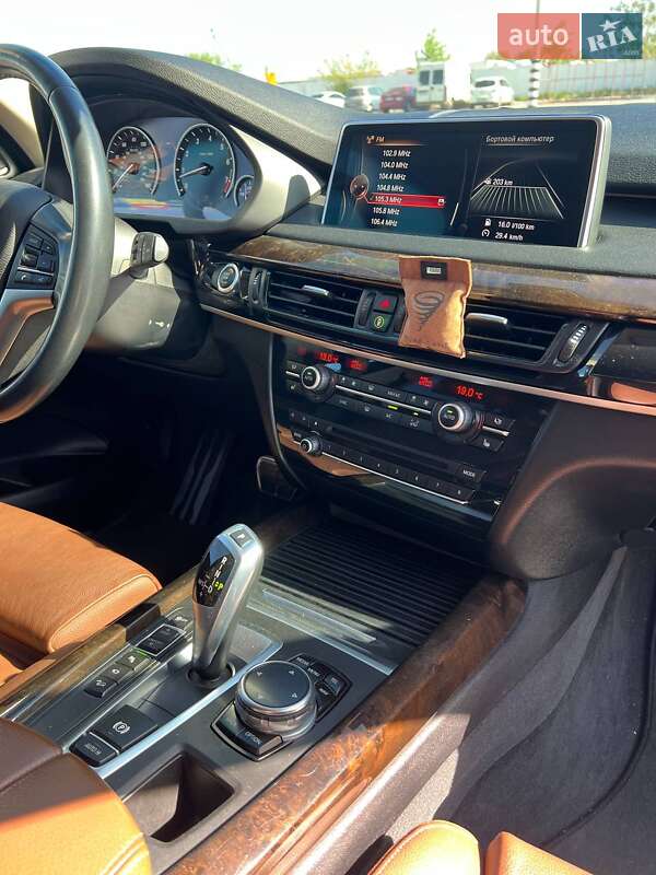 Внедорожник / Кроссовер BMW X5 2015 в Днепре