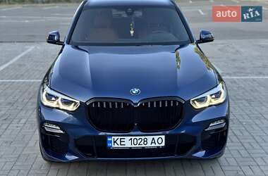 Позашляховик / Кросовер BMW X5 2019 в 