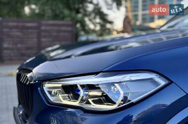 Позашляховик / Кросовер BMW X5 2019 в 